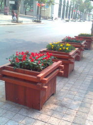 防腐木花箱内衬用什么好