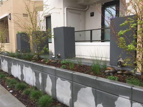 露台用花箱还是砌花坛